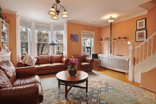 332 76th St, Brooklyn, NY 11209-3106