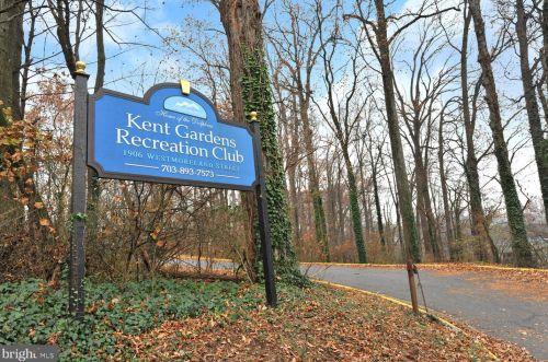 1645 Kirby Rd, Mc Lean VA  22101-3240 exterior