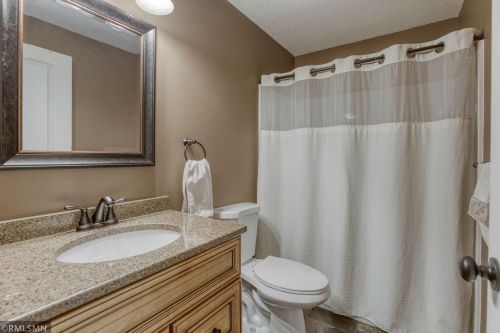 11724 Ivywood Trl, Saint Paul MN 55129-7758 exterior