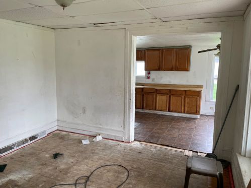 74 2 St, Cedar Springs MI 49319-9690 exterior