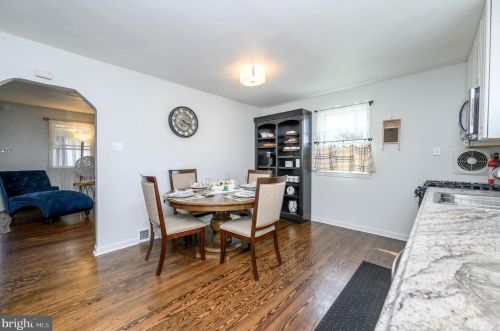 120 Bradford Ave, Trenton NJ  08610-2210 exterior