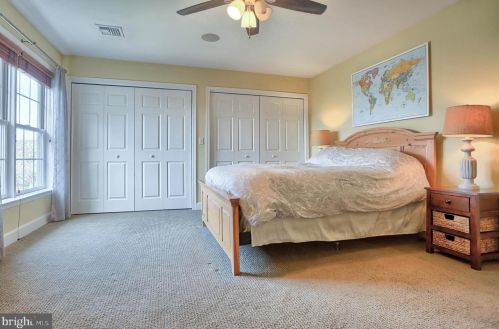 1110 Cord Dr, Hummelstown PA 17036-6815 exterior