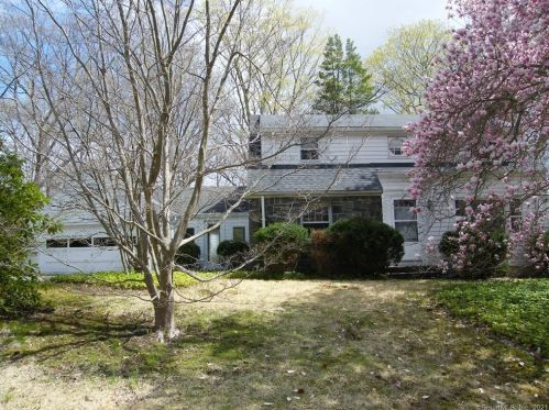 46 Lords Ln, Deep River, CT 06417-2007
