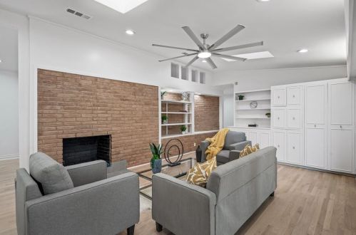 179 Classen Dr, Dallas TX 75218-1004 exterior