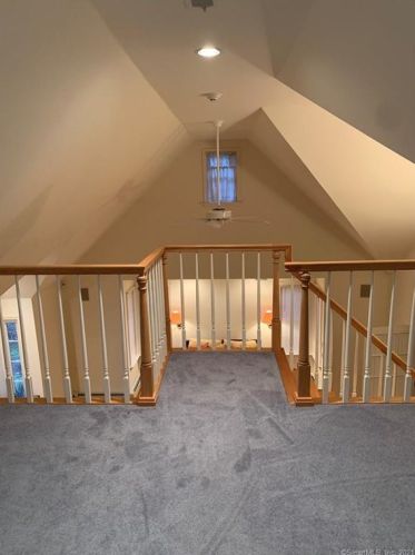 34 Gln Ave, Norwalk CT 06850-1835 exterior