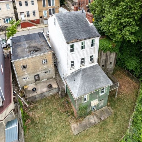 133 Pius St, Pittsburgh PA 15203-1618 exterior