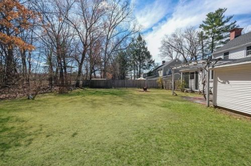 119 Bridle Path Rd, Springfield MA 01118-1846 exterior