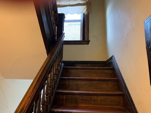 5544 Bryant St, Pittsburgh PA 15206-1675 exterior