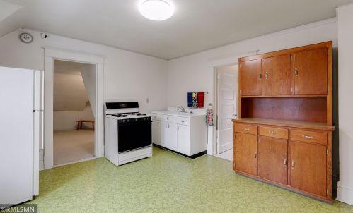 415 Arbor St, Saint Paul MN 55102-3511 exterior