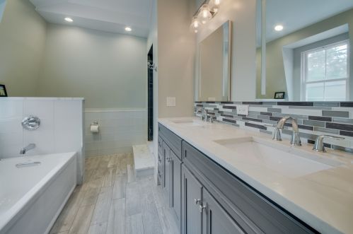 6553 Tahoma Ave, Chicago IL 60646-1134 exterior