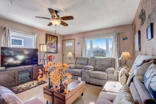 4922 Lynndale Ave, Milwaukee WI 53220-2069 exterior