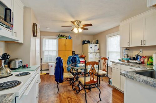 34 Jenckes St, Woonsocket, RI 02895-5230