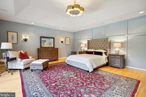 11409 Palatine Dr, Rockville MD  20854-1453 exterior