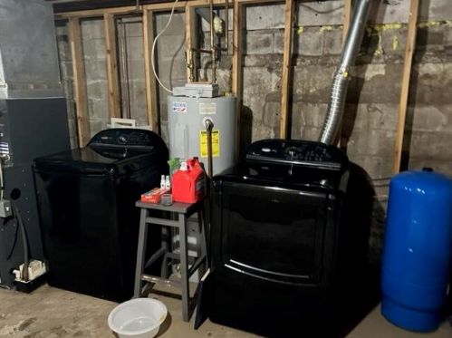 68212 Territorial Rd, Watervliet MI 49098-9434 exterior