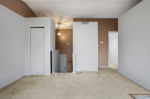 5103 Jenny Ln, Mishawaka IN 46545-1359 exterior