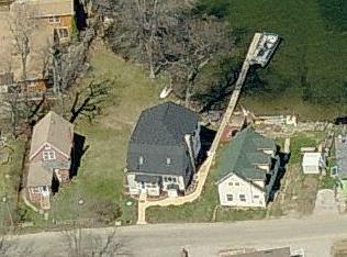 235 Edgewood Dr, Jackson, MI 49201-9642