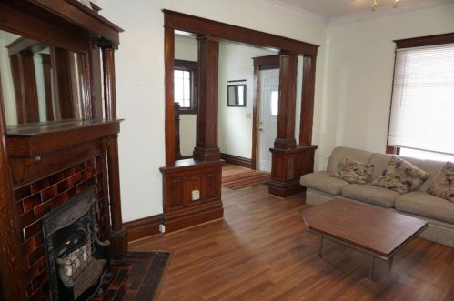 621 Locust St, Kalamazoo, MI 49007-5023