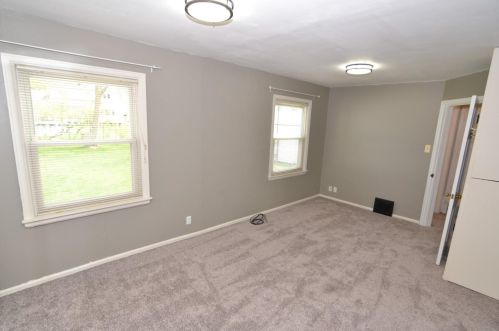 2646 76, Milwaukee WI 53222-5006 exterior