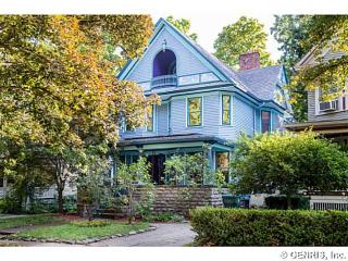 19 Birch Cres, Rochester, NY 14607-1005