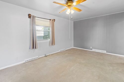 5522 37, Milwaukee WI 53209-4734 exterior