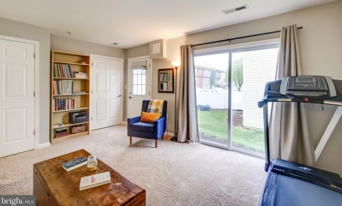 5035 Kimi Gray Ct, Washington DC  20019-5917 exterior