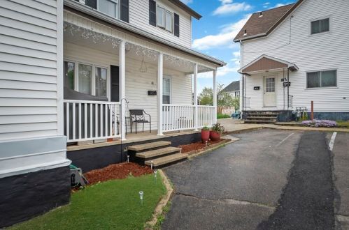 49 Kilton St, Taunton MA 02780-2953 exterior