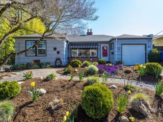 4220 69 Ave, Portland OR  97206-8731 exterior