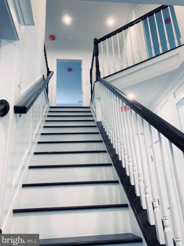 8010 Valley St, Silver Spring MD  20910-5243 exterior