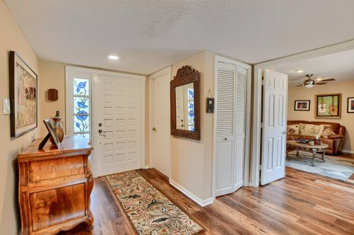 5670 Kiowa Cir, Boynton Beach FL 33437-1901 exterior