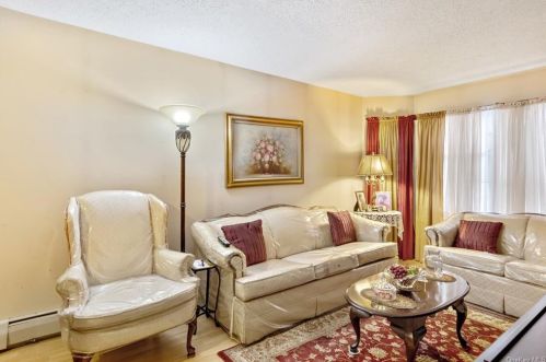 898 Wheeler Ave, Bronx, NY 10473-4867