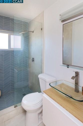 1350 Blake St, Berkeley CA 94703-1934 exterior