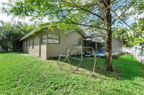 4255 26 Ave, Boca Raton FL 33434-2549 exterior