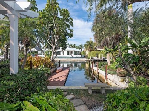 575 18 Ave, Naples FL 34120-2772 exterior