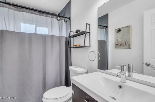 1901 22nd St, Phoenix AZ  85006-2446 exterior