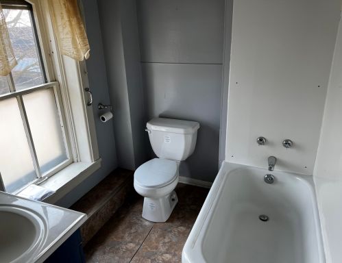 815 26th St, Manitowoc WI 54220-4809 exterior