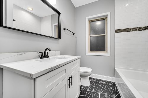 6927 Sangamon St, Chicago IL 60621-1707 exterior