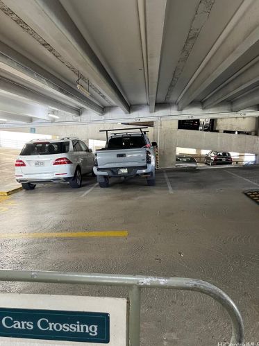 2333 Kapiolani Blvd, Honolulu HI  96826-4485 exterior