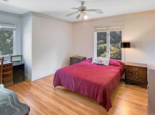 31 Tappan Ter, Briarcliff NY 10510-1332 exterior