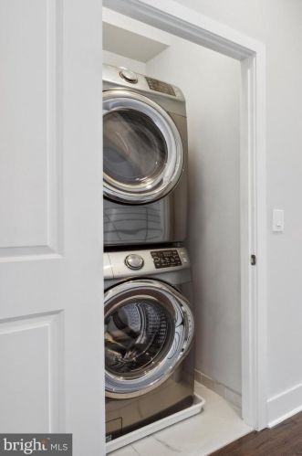 2624 Collins St, Philadelphia PA 19134-3709 exterior