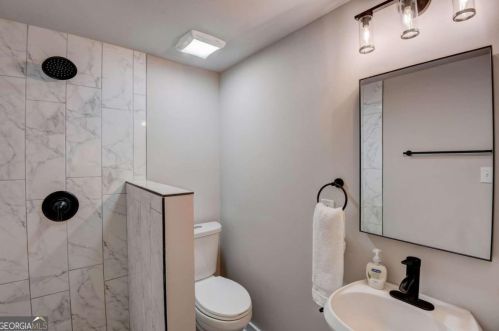 155 Hemphill School Rd, Atlanta GA  30331-1621 exterior