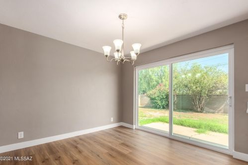 7017 Calle Orion, Tucson AZ  85710-5451 exterior