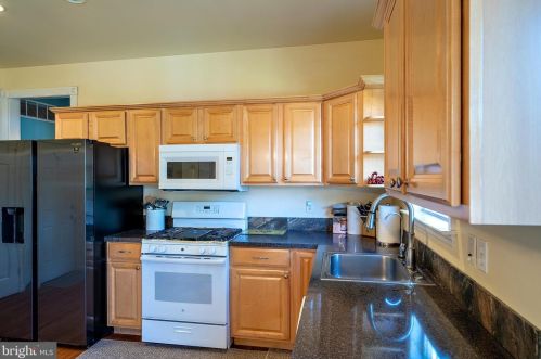 110 Franklin St, Trenton NJ 08610-6119 exterior