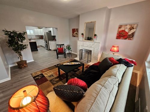 835 Heberton St, Pittsburgh PA  15206-2227 exterior