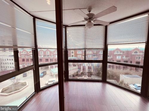 24 Courthouse Sq, Rockville MD 20850-2340 exterior