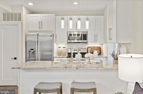 1203 Morse St, Washington DC  20002-3807 exterior