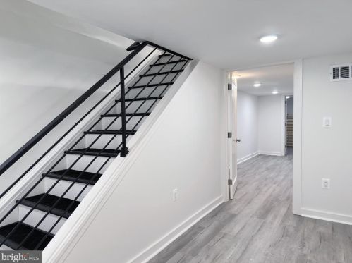 1639 Jackson St, Philadelphia PA 19145-3617 exterior