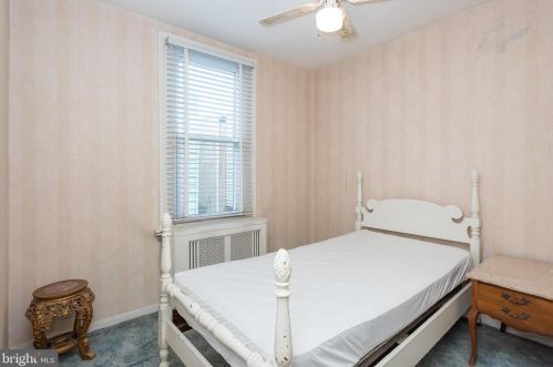 1835 Carlisle St, Philadelphia PA 19145-2306 exterior