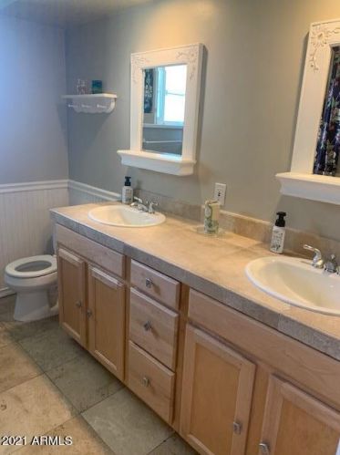 8332 10th Ave, Phoenix AZ  85021-5511 exterior