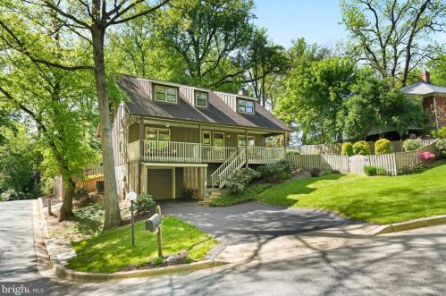 9512 Woodstock Ct, Silver Spring, MD 20910-1262