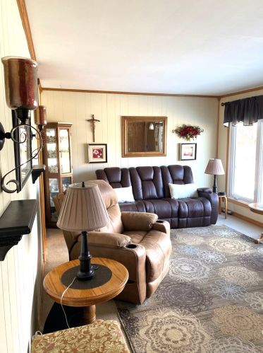 2100 Dartmoor Dr, Joliet IL 60435-3313 exterior